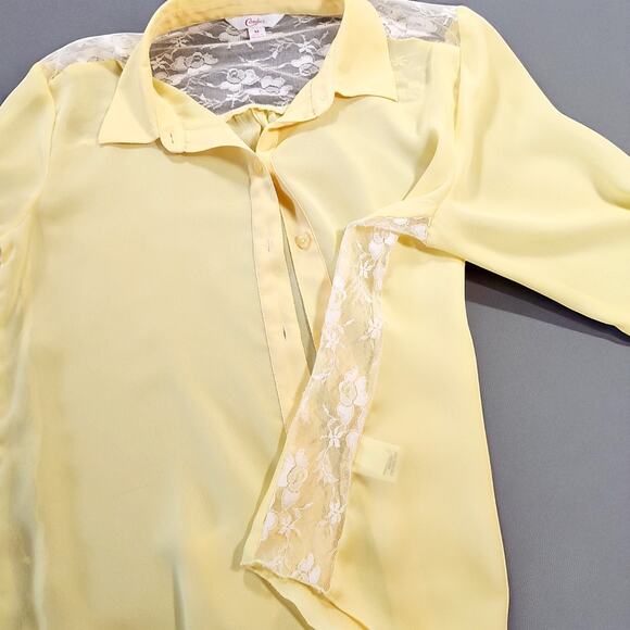 Candie's Y2K Romantic Lace Sheer Tie Front Button Tab Sleeve Top Butter Yellow M - Picture 7 of 10
